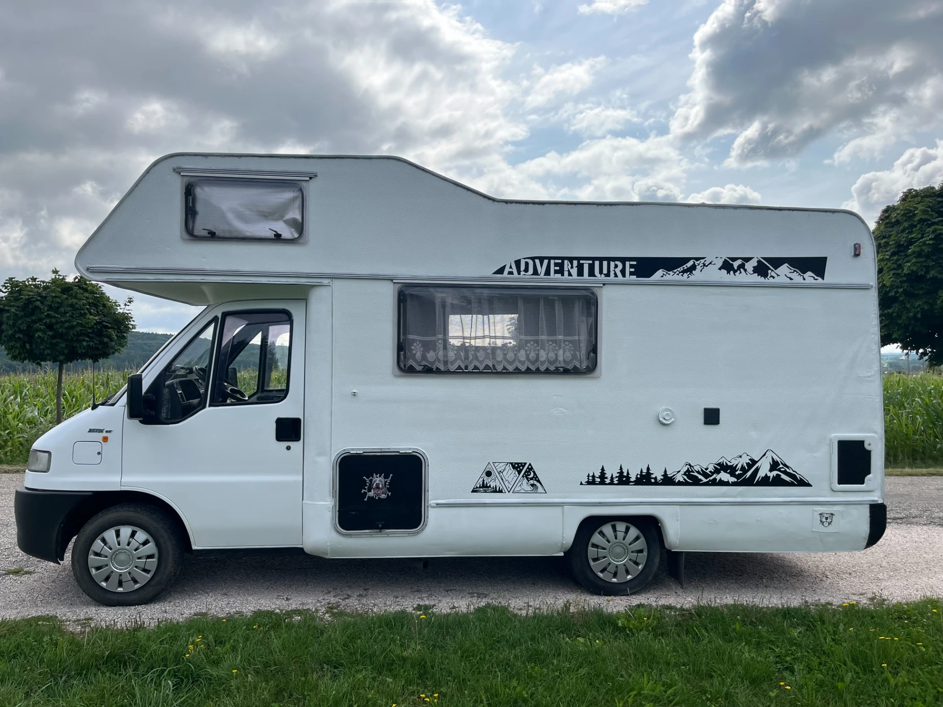 Camper Bull